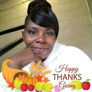 Meet your Posher, Juanita